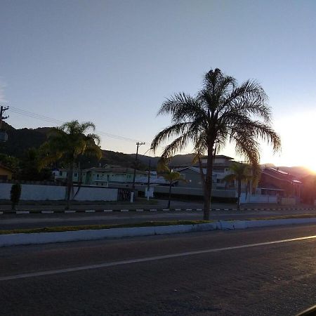 Apartamento Com Piscina Churrasqueira Em Ubatuba Apartment Exterior foto